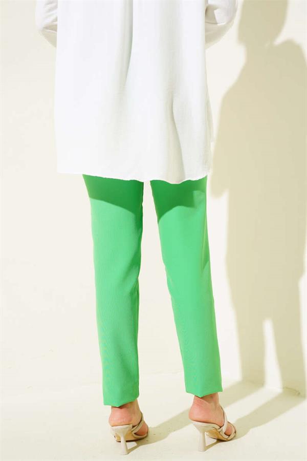 Skinny Leg Buttoned Trousers Green