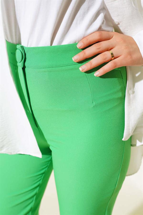 Skinny Leg Buttoned Trousers Green