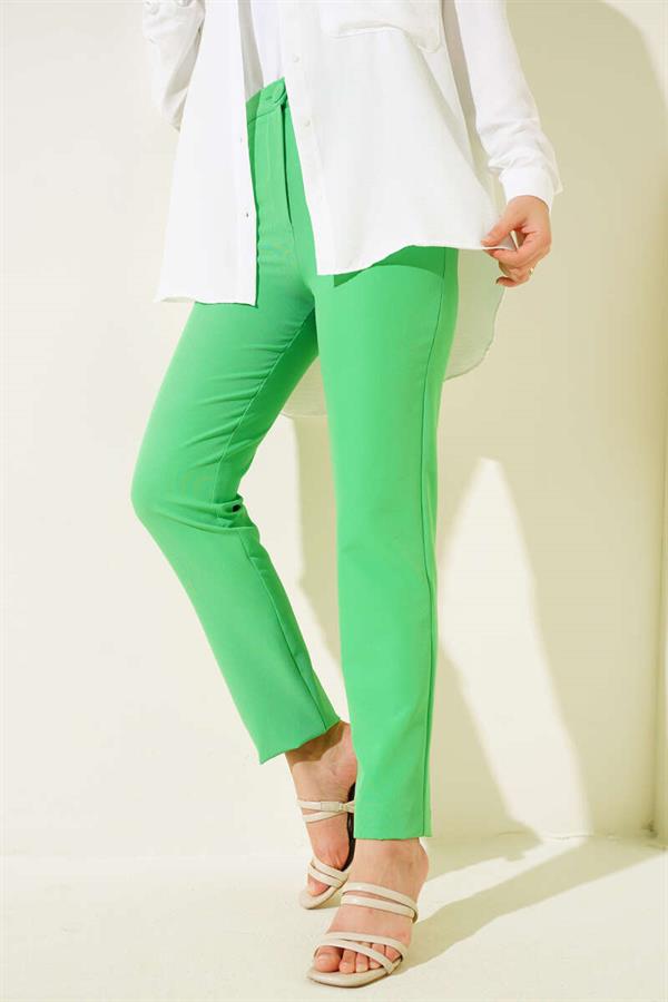 Skinny Leg Buttoned Trousers Green