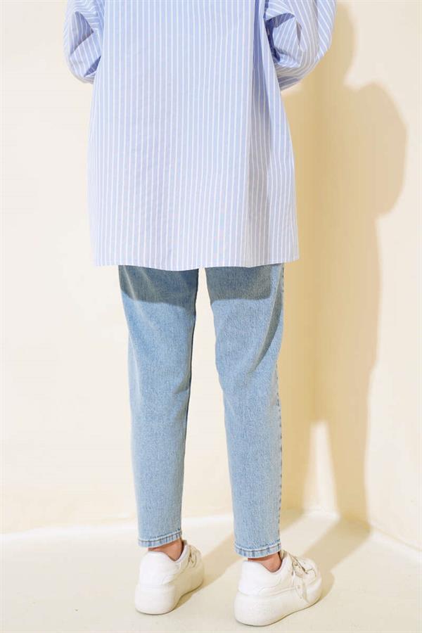 Skinny Leg Mom Jeans Light Blue