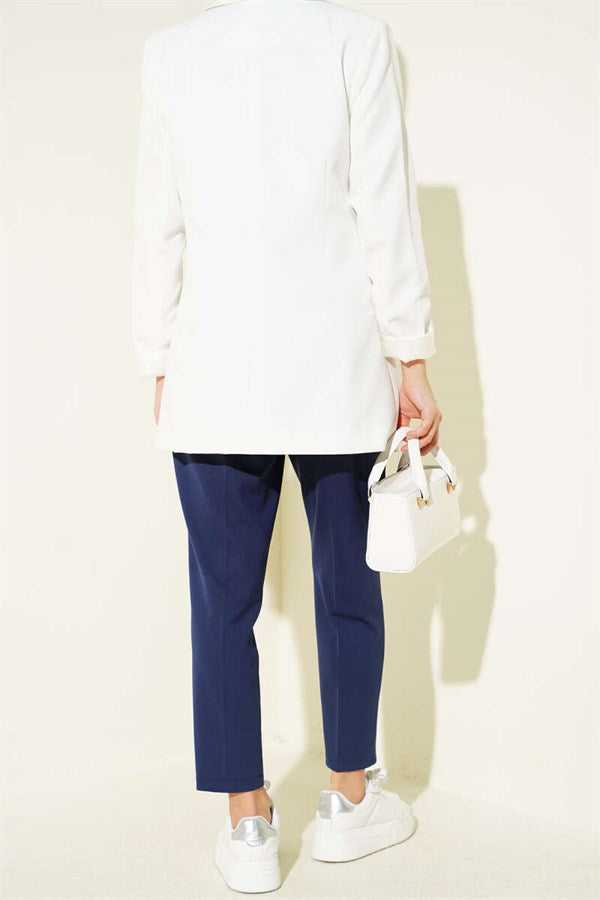 Narrow-leg fabric trousers with darts and belt, navy blue.