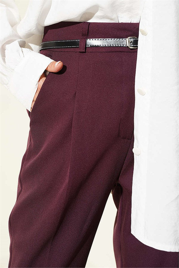 Slim-fit, darted, belted fabric trousers, plum color.