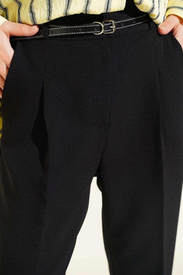 Slim-fit, darted, belted fabric trousers, black.