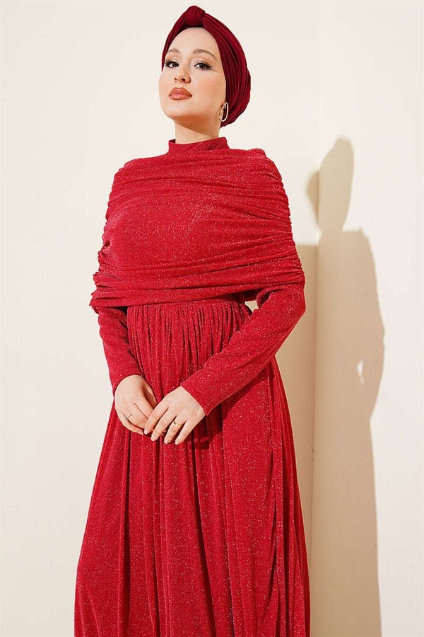 Red Glittery Evening Dress with V-Neckline Look