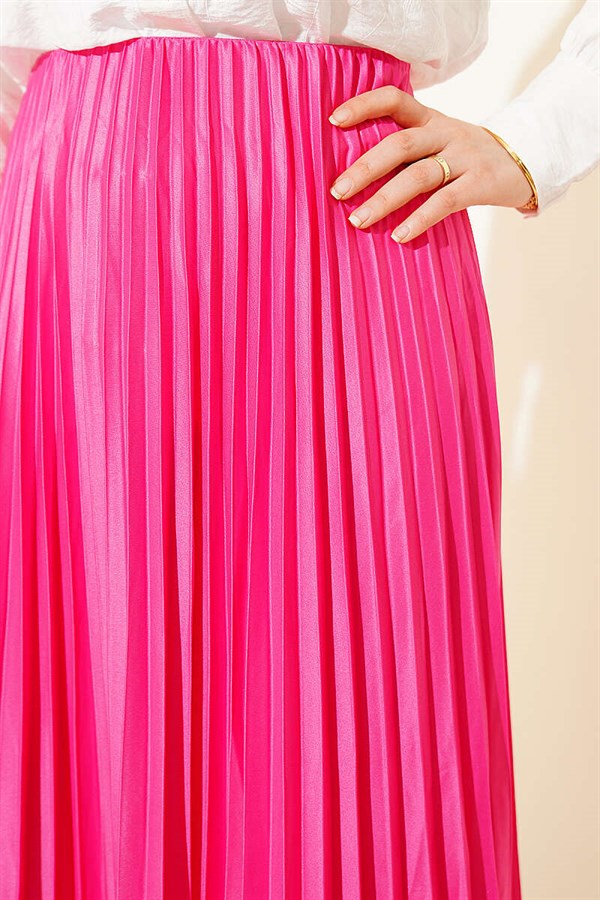 Leather-Look Pleated Skirt Pink