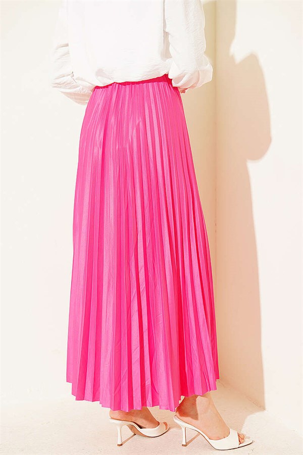 Leather-Look Pleated Skirt Pink