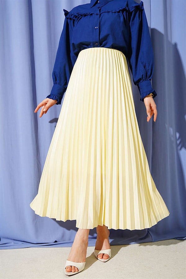 Leather-Look Pleated Skirt, Yellow