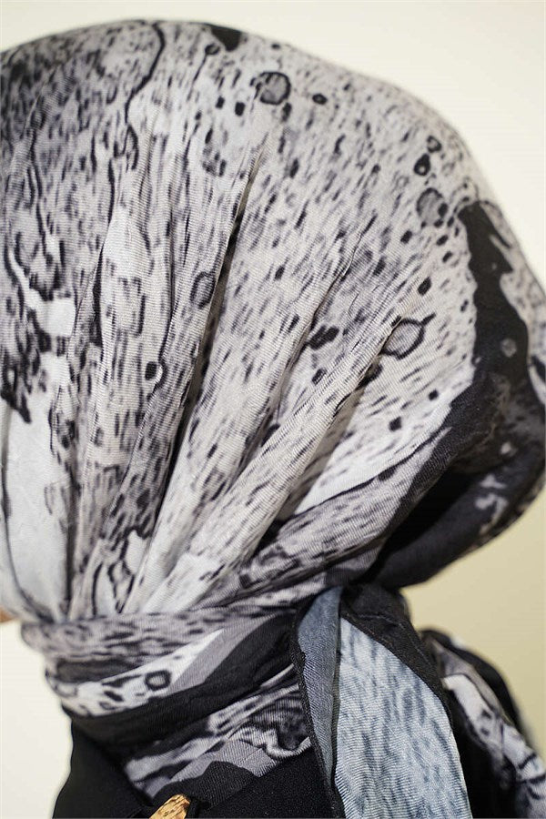 Patterned Bamboo Crash Scarf Black
