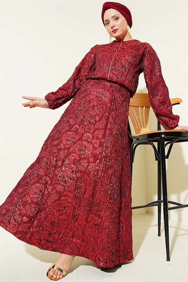 Patterned Zip-Up Jacquard Skirt 2 Piece Set in Burgundy