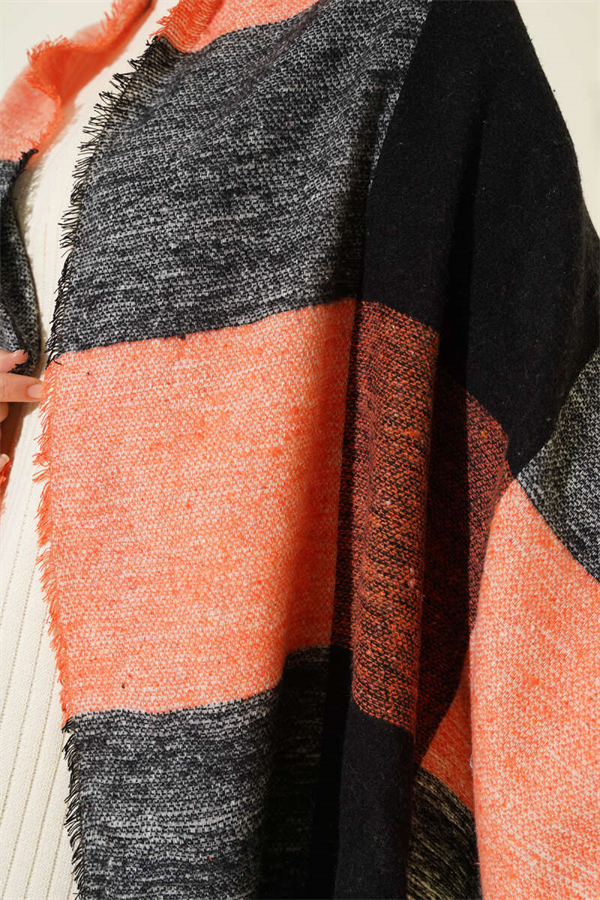 Patterned Shoulder Shawl, Baby Pink