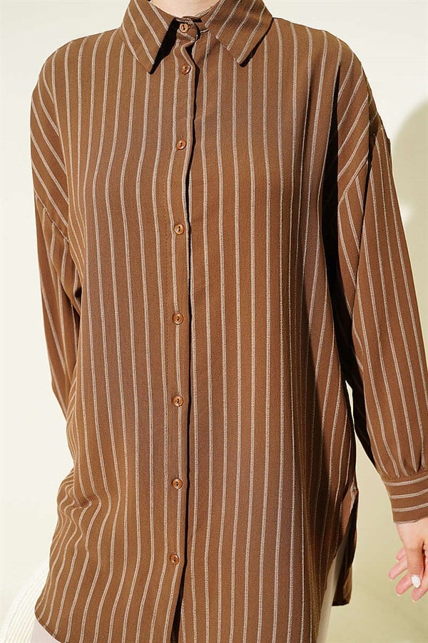 Vertically Striped Loose Shirt Chestnut