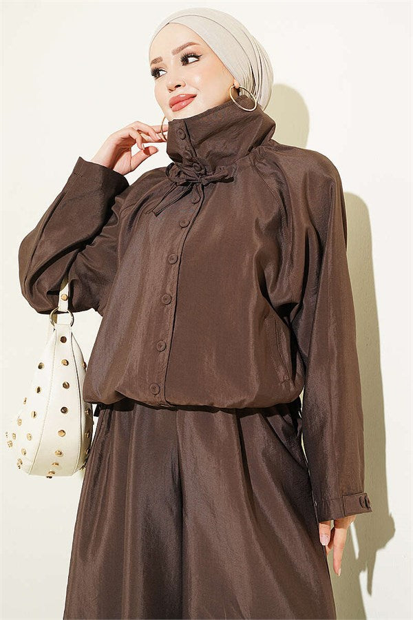 Stand-Up Collar Button-Down 2 Piece Set in Coffee Brown