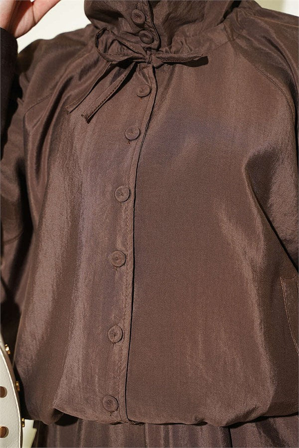 Stand-Up Collar Button-Down 2 Piece Set in Coffee Brown