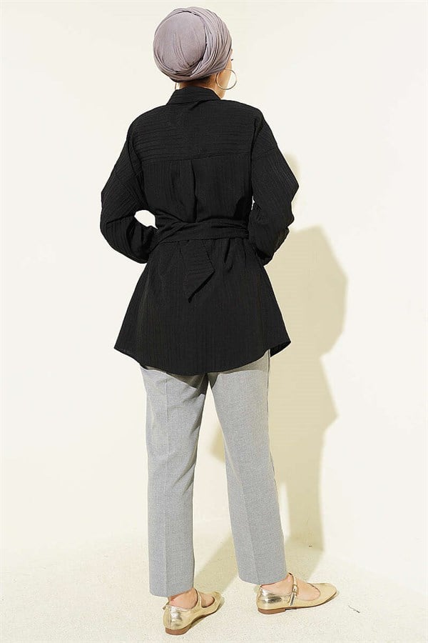 Rectangular Belt Buckle Striped Shirt Black