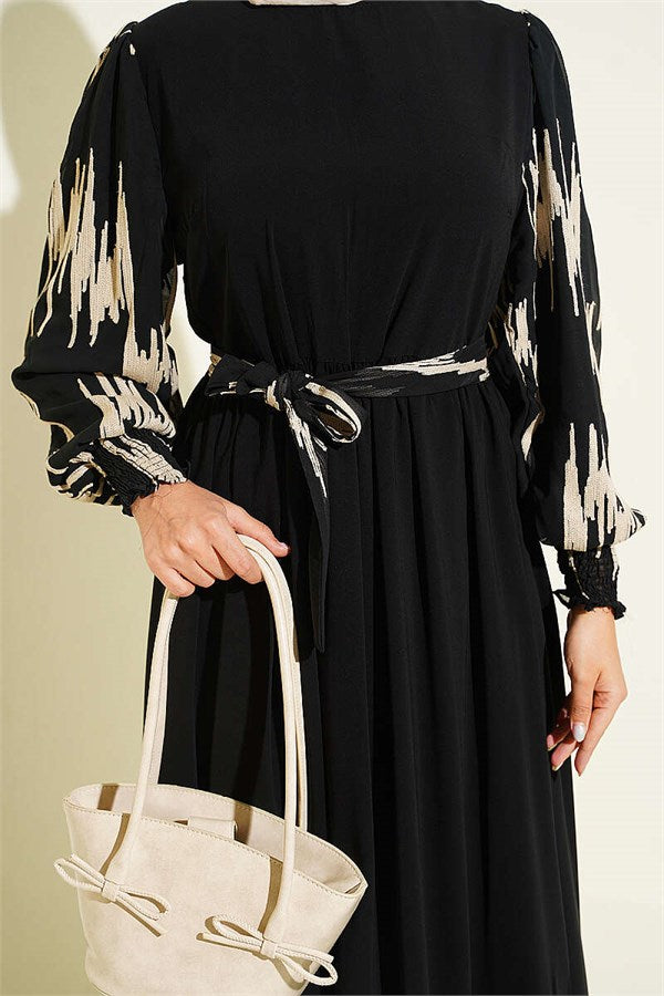 Vertical Embroidered Sleeveless Dress Beige