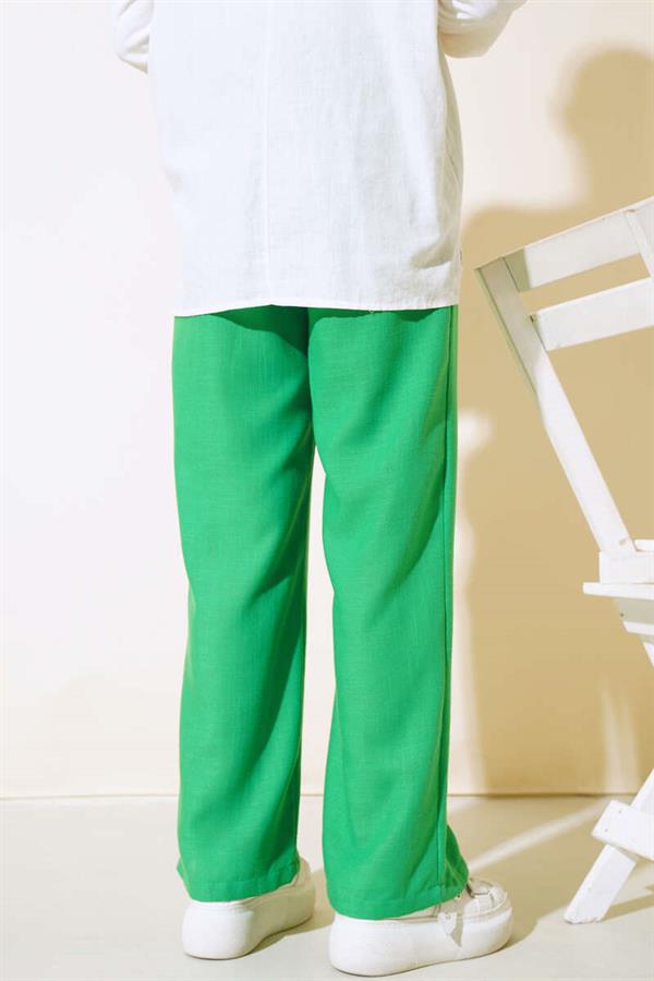 Loose Linen Trousers with Button Detail in Green