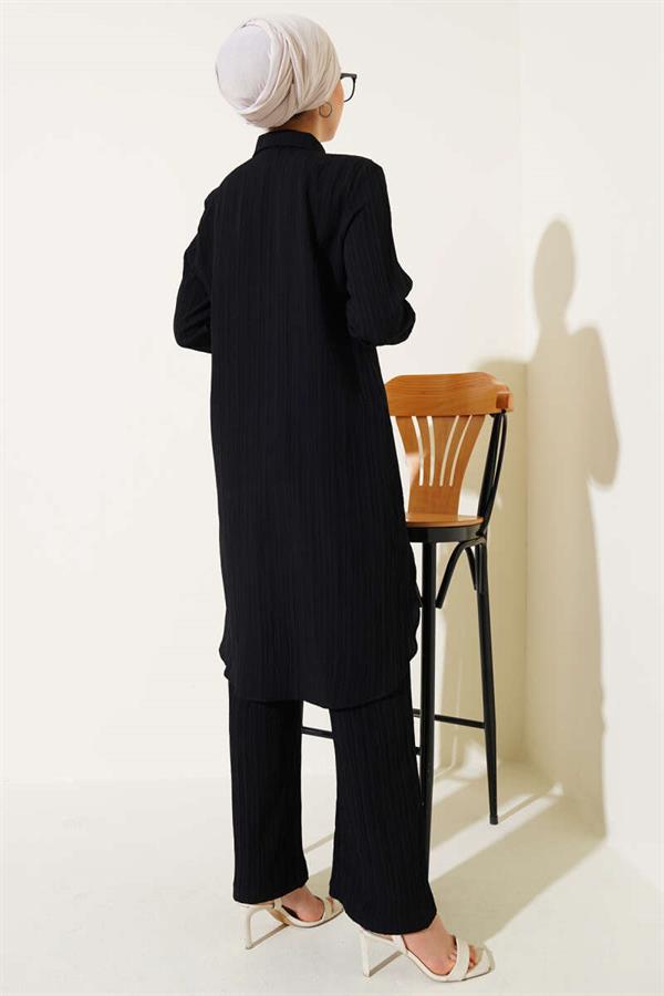 Buttoned Tree Bark 2 Piece Set Black