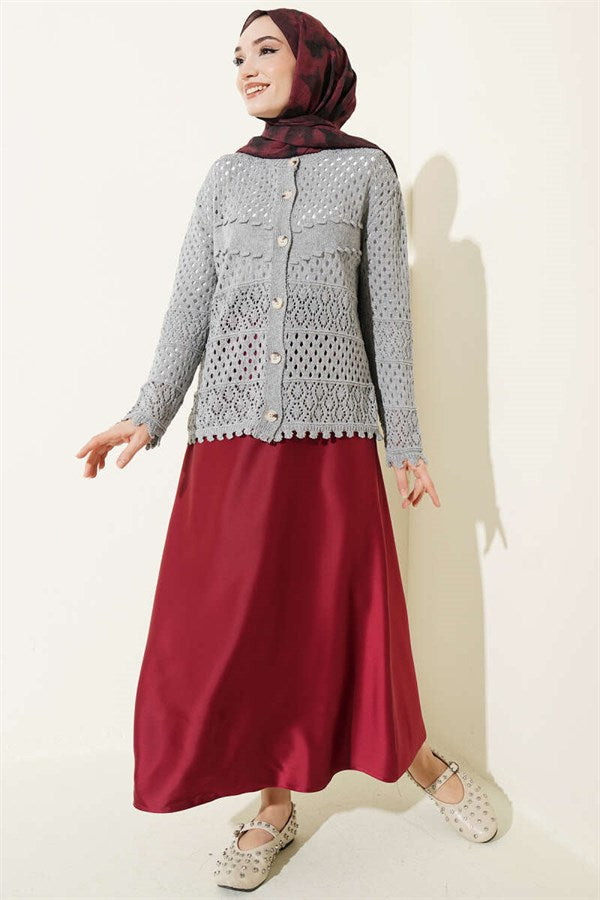 Buttoned Embossed Short Knit Cardigan Grey