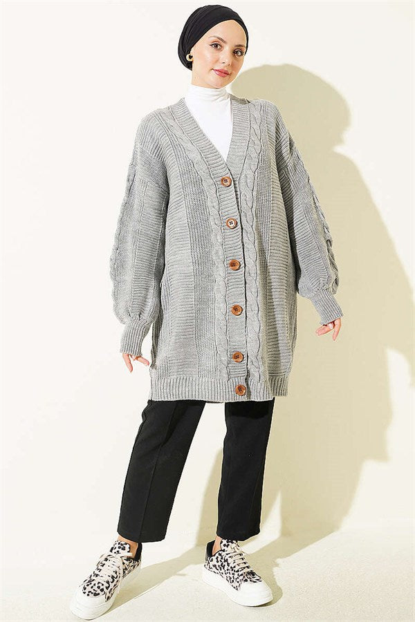 Buttoned Knitted Cardigan in Grey