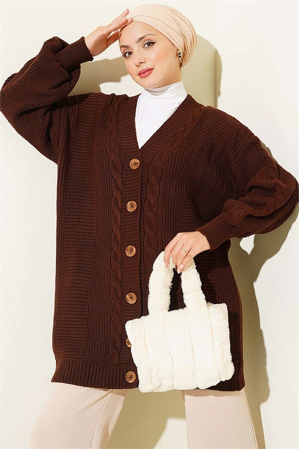 Buttoned Knitted Cardigan in Brown