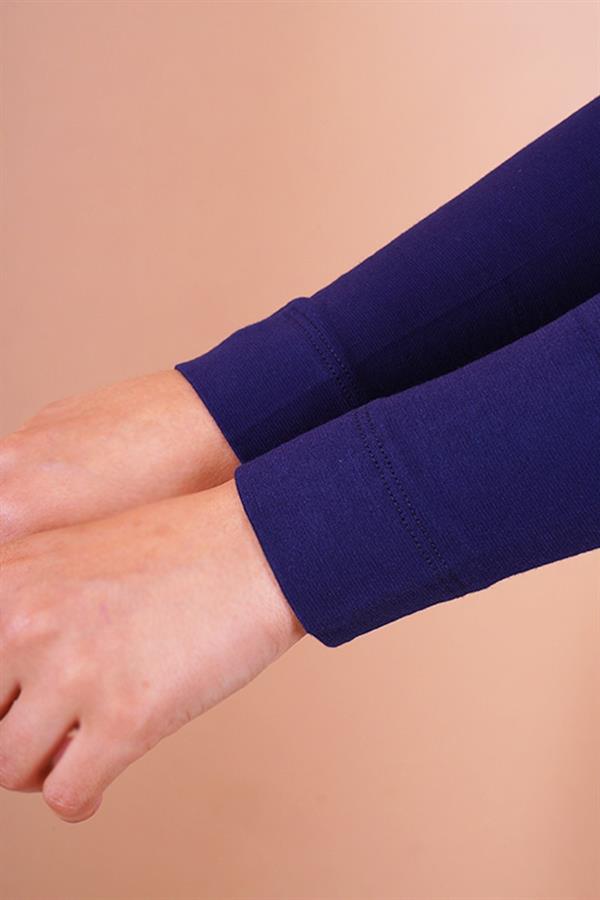 Plain Model Navy Blue Hijab Sleeve