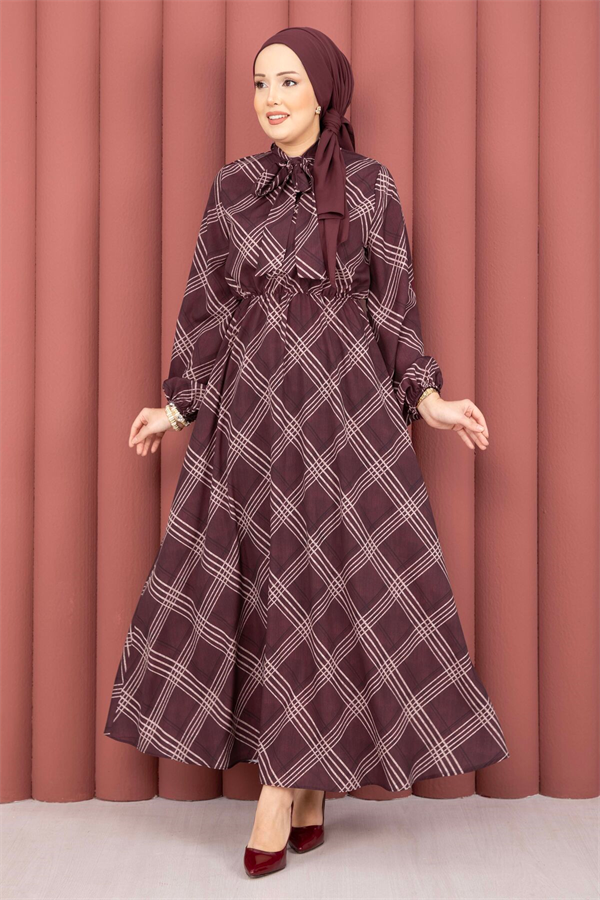 Plaid Pattern Hijab Dress with Gathered Waist, Burgundy