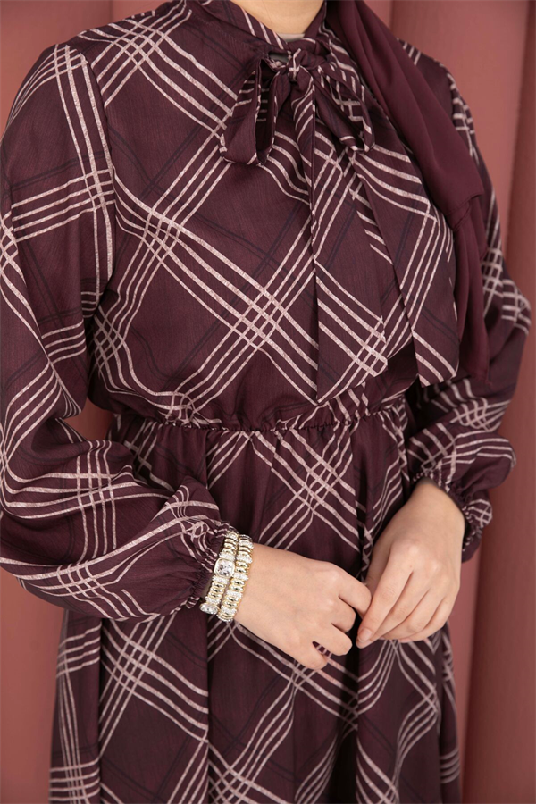 Plaid Pattern Hijab Dress with Gathered Waist, Burgundy