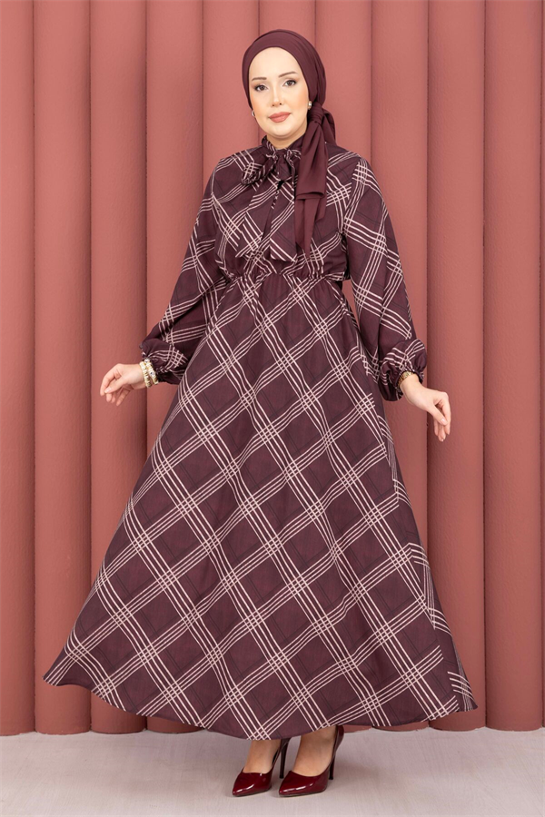 Plaid Pattern Hijab Dress with Gathered Waist, Burgundy
