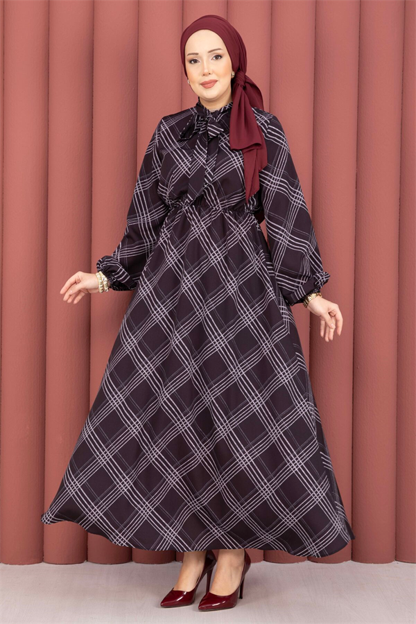 Plaid Pattern Hijab Dress with Gathered Waist, Black
