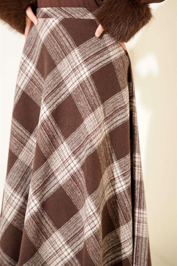 Plaid Patterned Flared Cashmere Skirt, Brown