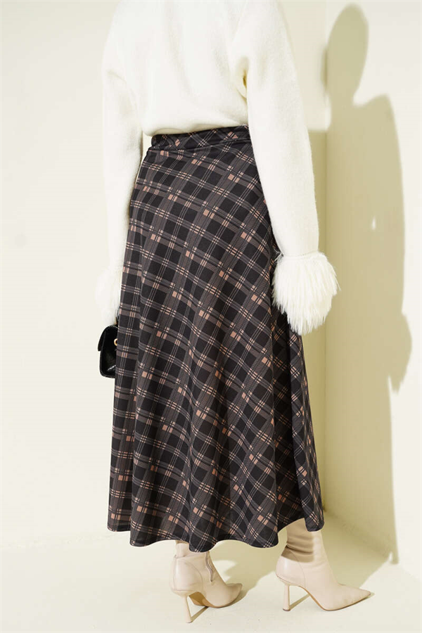 Plaid Elastic Waist Flared Skirt Black