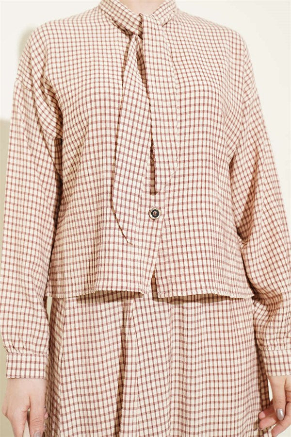 Plaid Collar Tie Skirt Set in Beige