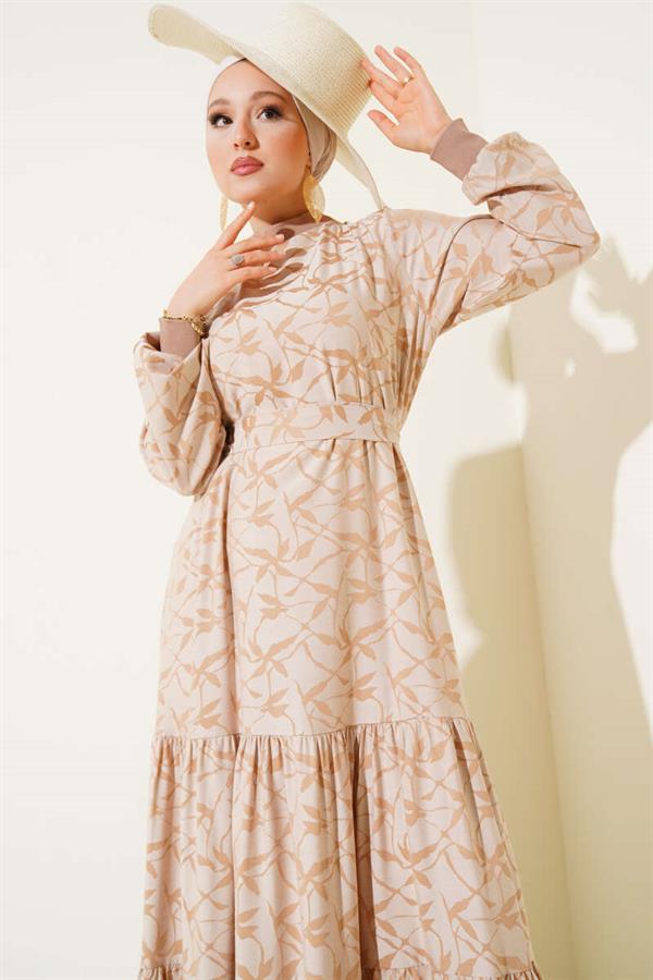 Pleated Skirt and Pleated Sleeve Pattern Dress in Beige