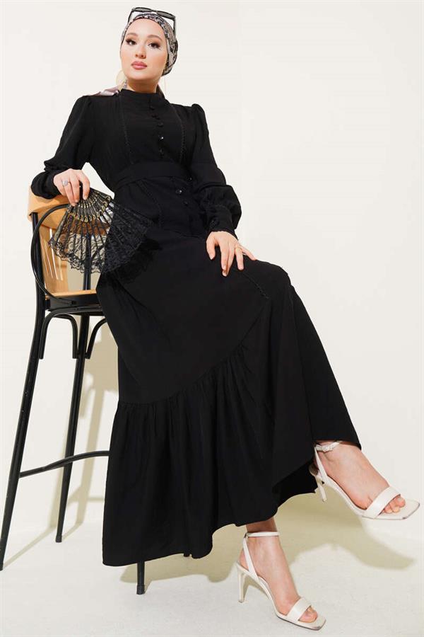 Pleated Belted Dress with Skirt Black