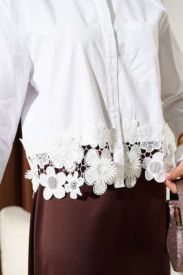 Short Shirt with Lace Hem, Ecru