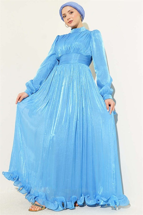 Blue Evening Dress with Ruffled Hem and Gathered Skirt