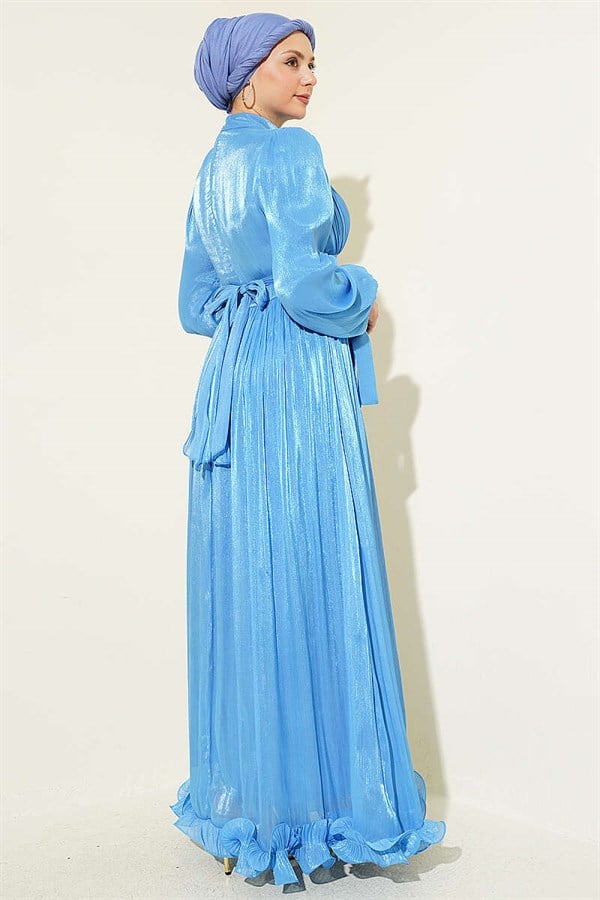 Blue Evening Dress with Ruffled Hem and Gathered Skirt