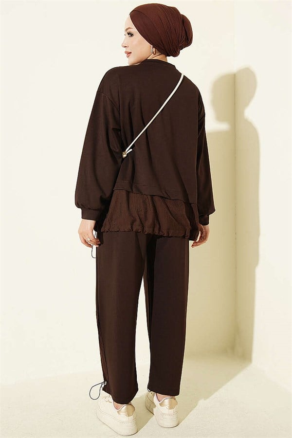 2 Piece Set with Elastic Hem in Coffee Brown