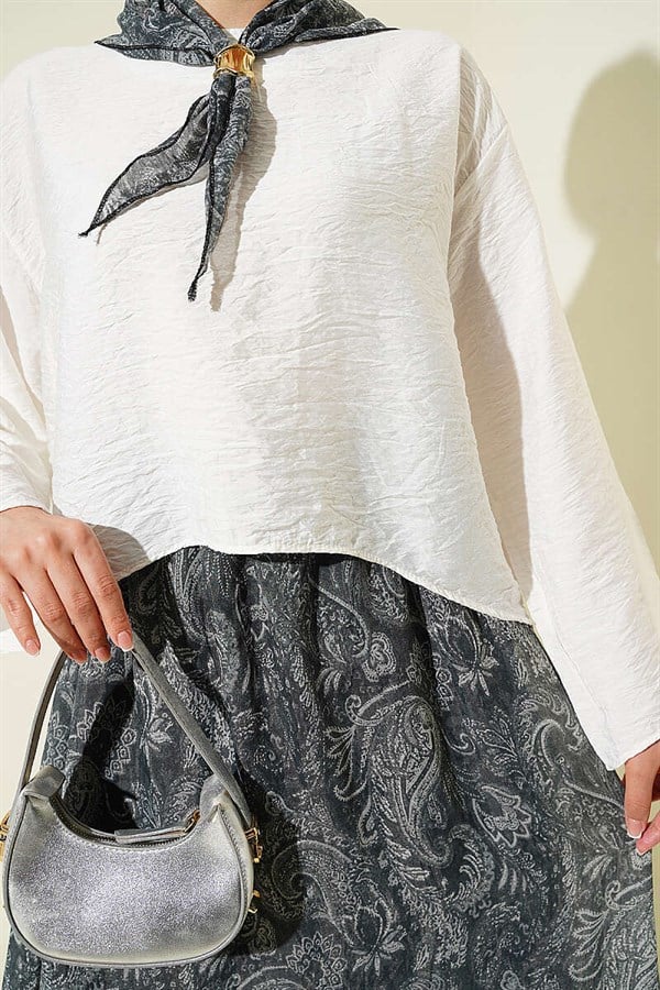 Ethnic Patterned Two-Piece Skirt and Scarf Set in Smoke Gray