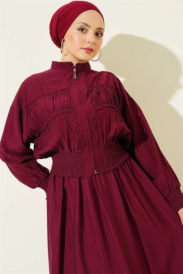 2 Piece Set with zippered waistband and skirt, burgundy.