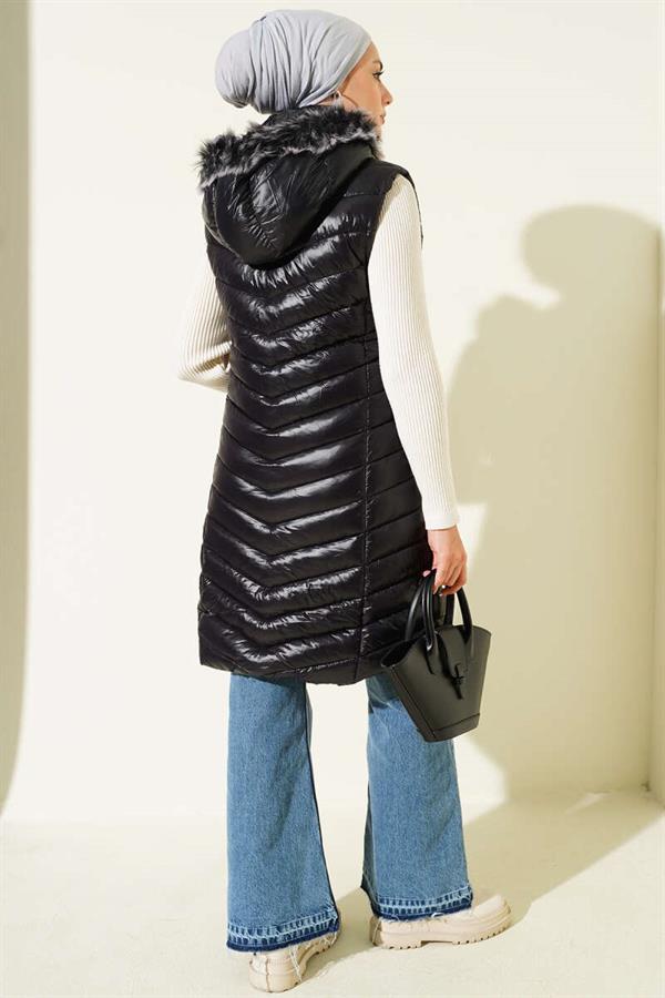 Zippered Pocket Hooded Puffer Vest Black