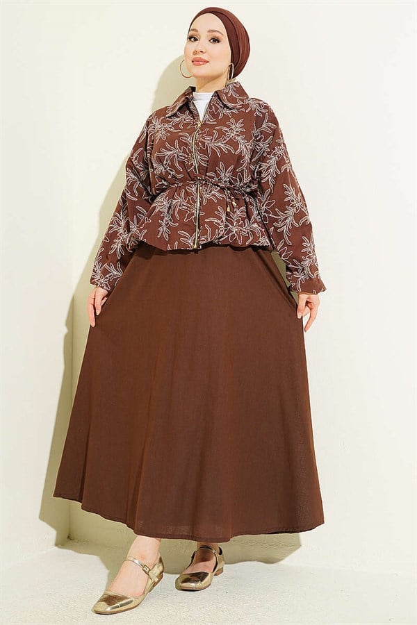 2 Piece Set with zippered floral skirt, coffee-colored.