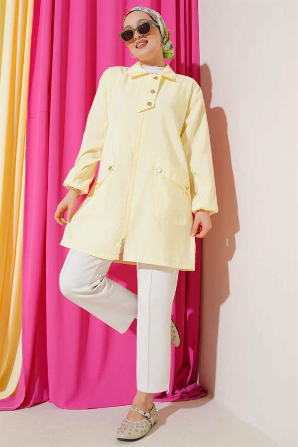 Zippered Shirt Collar Cap Yellow