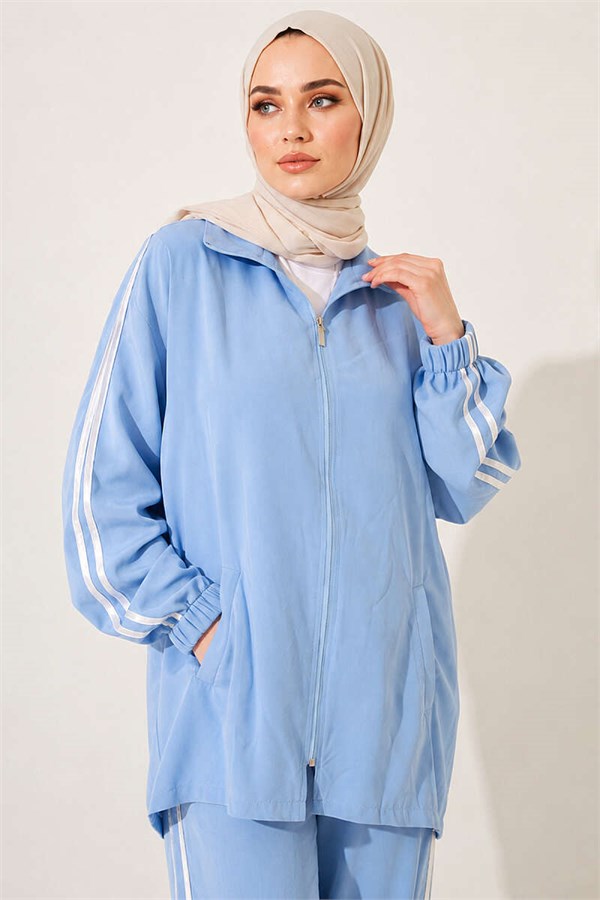 Two-Piece Set with Zipper and Stripe Detail, Blue