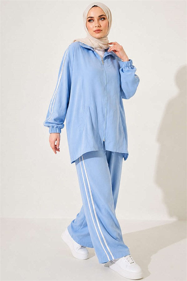 Two-Piece Set with Zipper and Stripe Detail, Blue