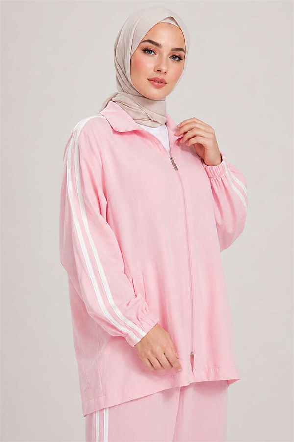Pink Two-Piece Set with Zipper and Stripe Detail