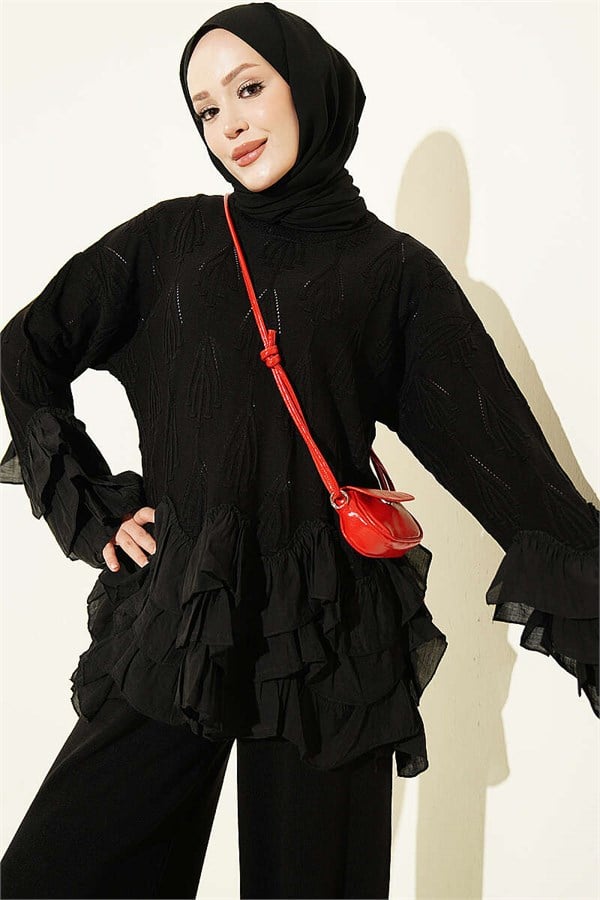 Ruffled Trinket Knit 2 Piece Set, Black