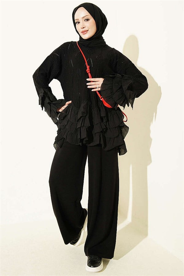 Ruffled Trinket Knit 2 Piece Set, Black