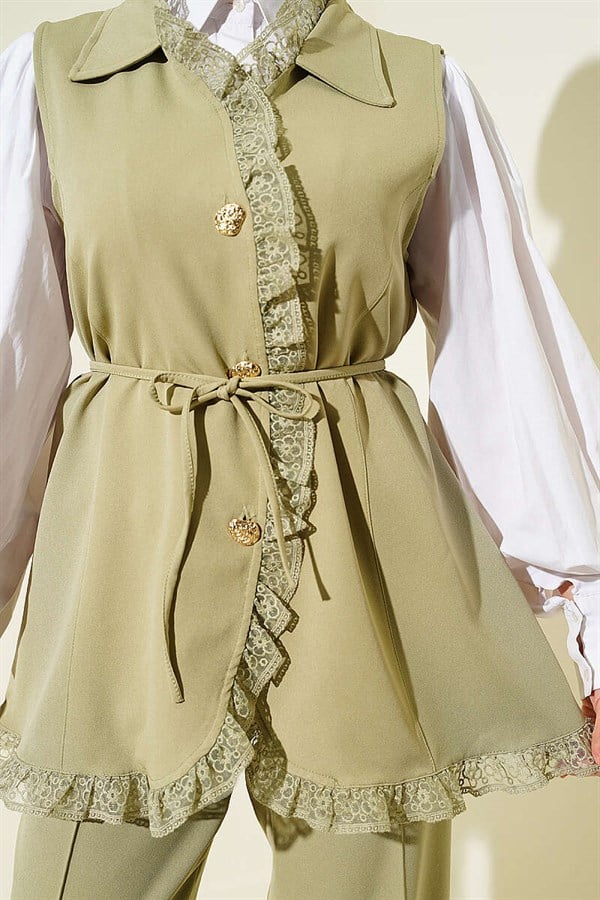 2 Piece Set with Ruffled Lace Vest, Light Green