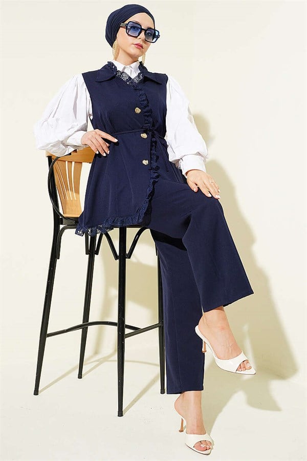 2 Piece Set with ruffled lace vest, navy blue.